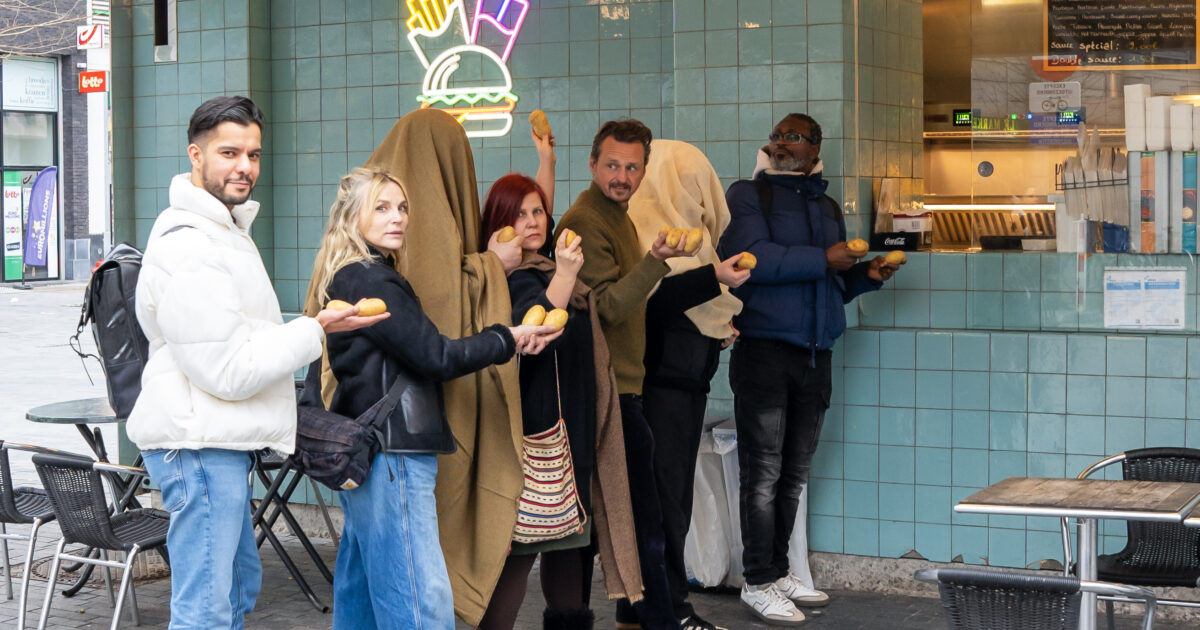 M.O.L - Maatschappelijke oriëntatie voor 'locals'